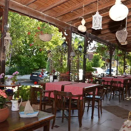 Hotel Melodi *